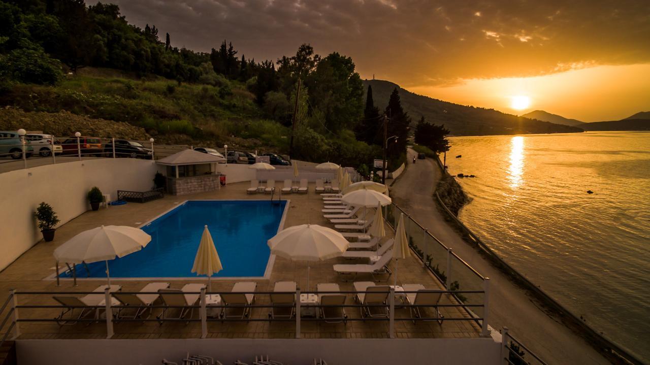 Golden Sunset Hotel Kouspades Eksteriør billede