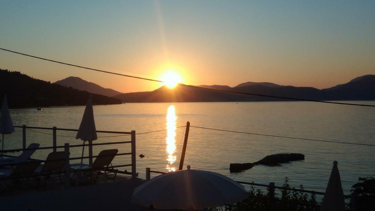 Golden Sunset Hotel Kouspades Eksteriør billede